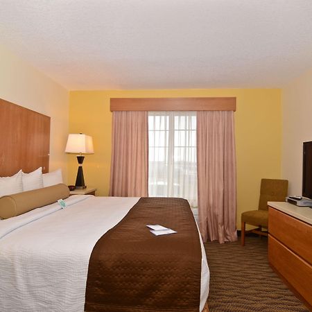 Best Western Plus Park Place Inn & Suites Шехейлъс Стая снимка