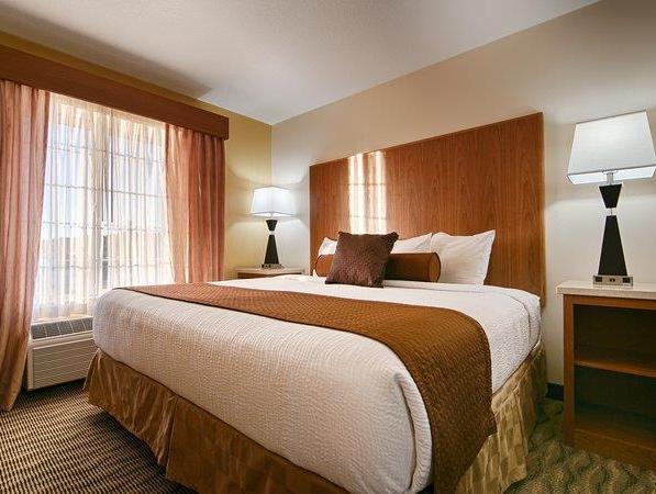 Best Western Plus Park Place Inn & Suites Шехейлъс Екстериор снимка